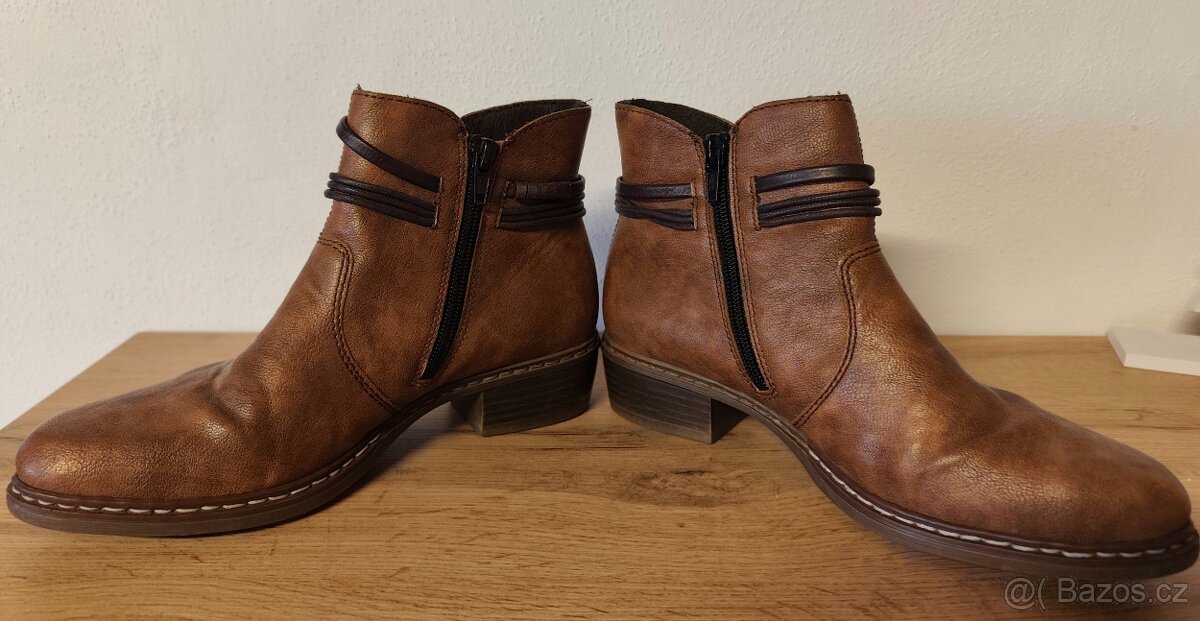 Dámské zateplené polokozačky Rieker 37 - 3