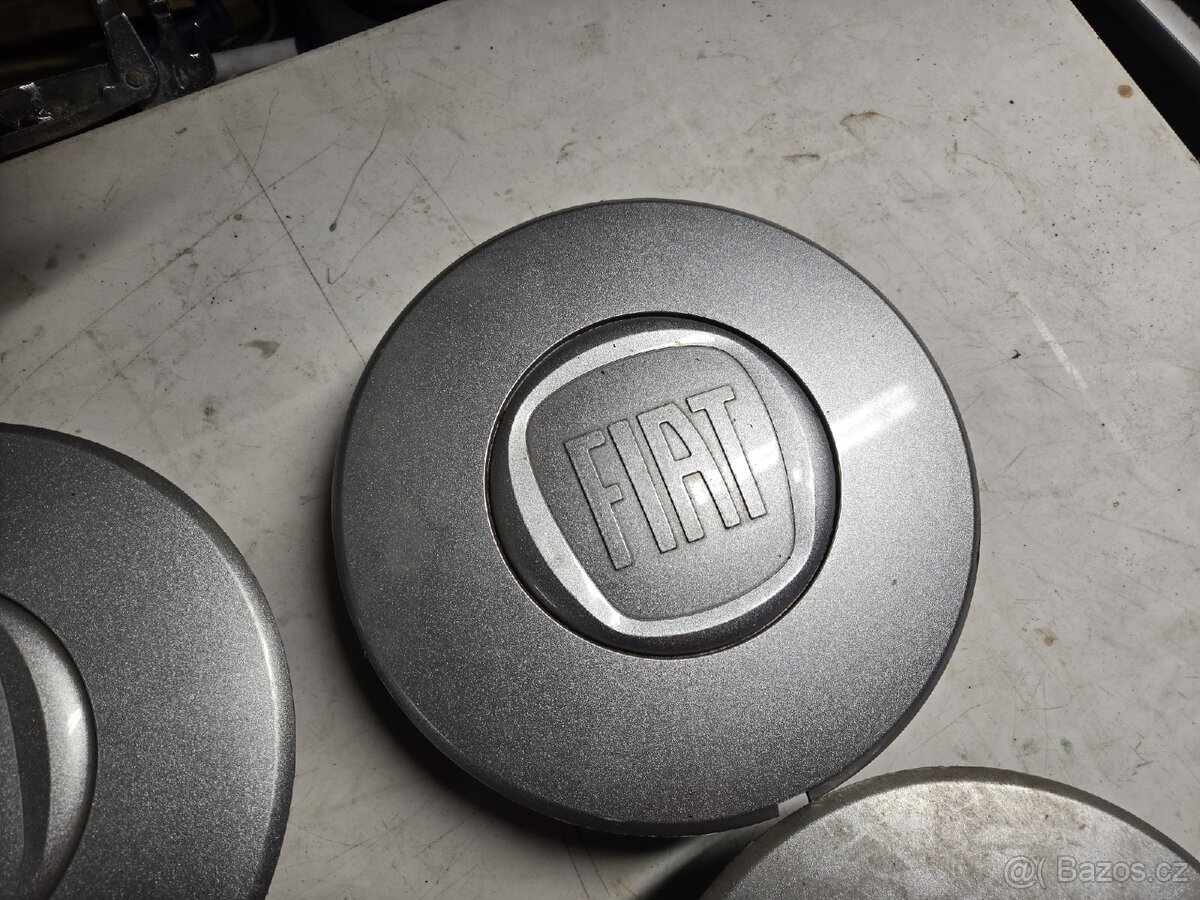 Originál poklice Fiat Peugeot - 3