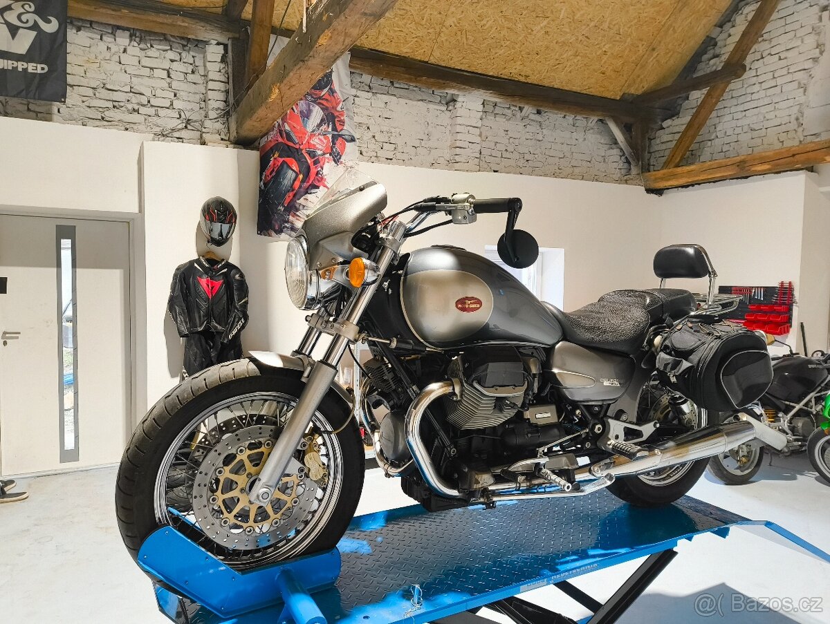 Moto Guzzi California Titanium plus příslušenství - 3