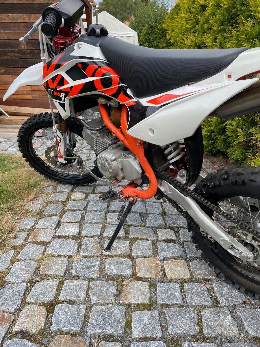 Pitbike KAYO TT190R - 3