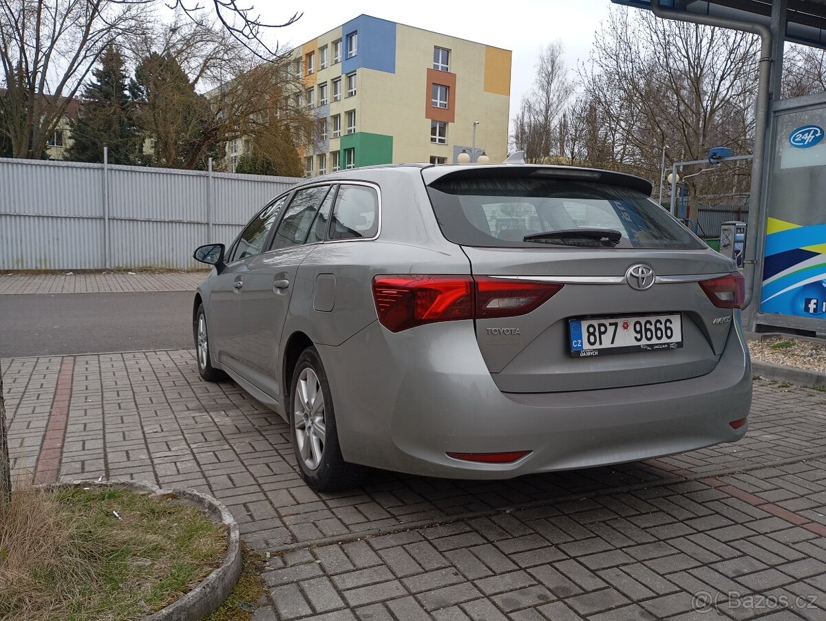 Avensis - 3