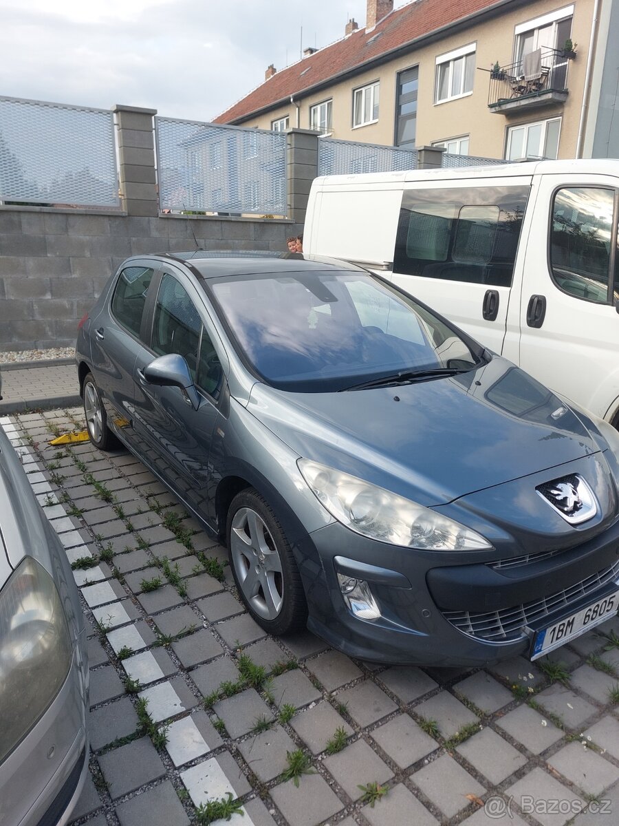 Peugeot 308 automat nová STK - 3