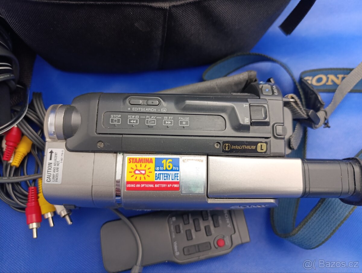 Videokamera Sony CCD-TR717 Hi8 - 3