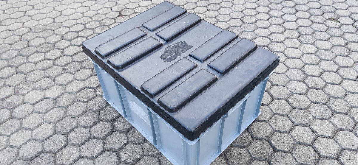 Prodám velký plastový bedny - 3