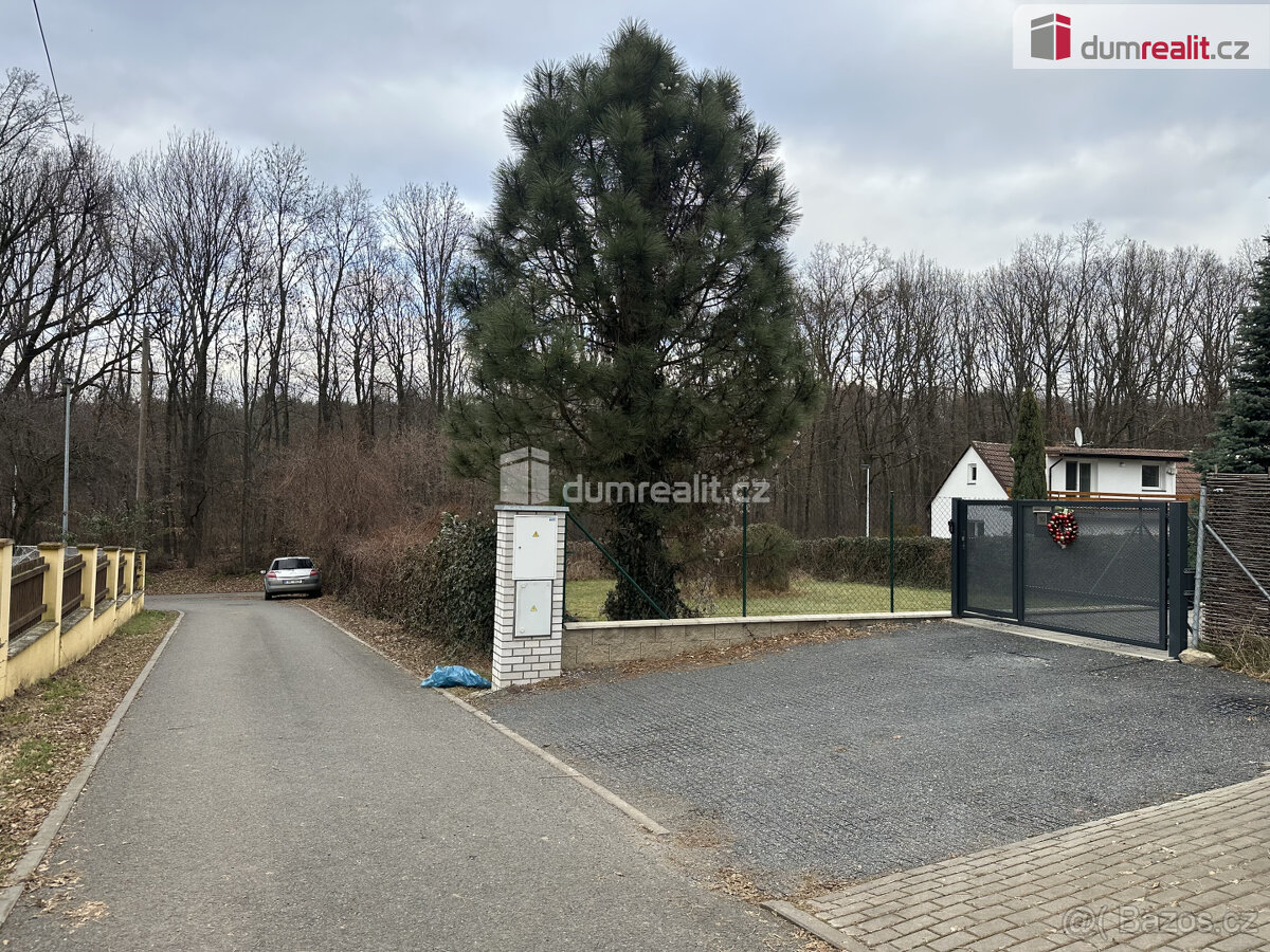 Prodej stavebního pozemku ve Strašnicích - 3