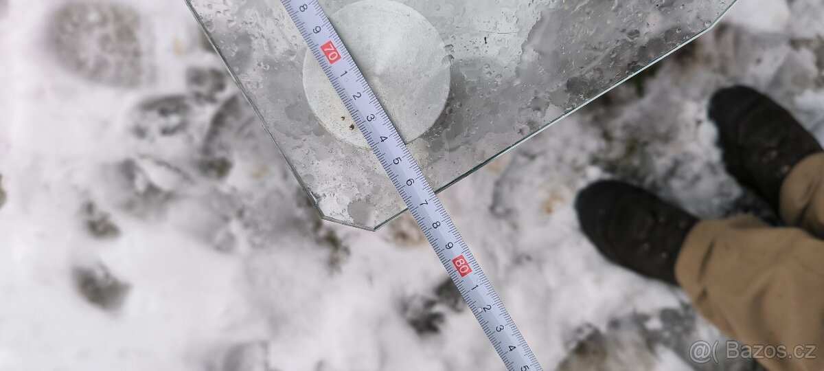 Skleněný stolek - 3