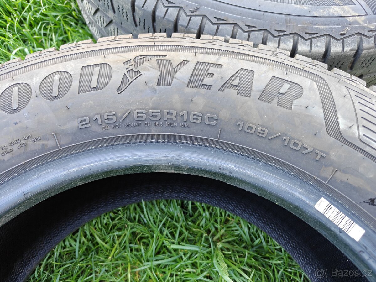 Pneu Goodyear 215/65 R16C - 3