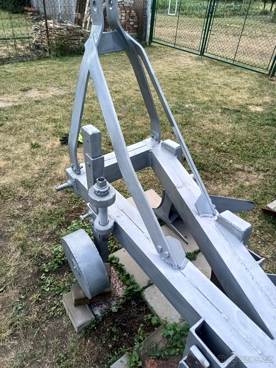 Pluh - 3