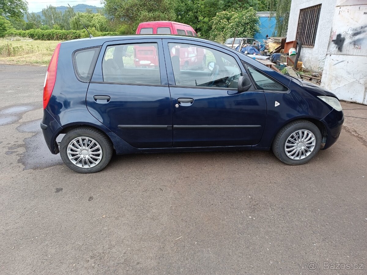 Mitsubishi Colt - 3