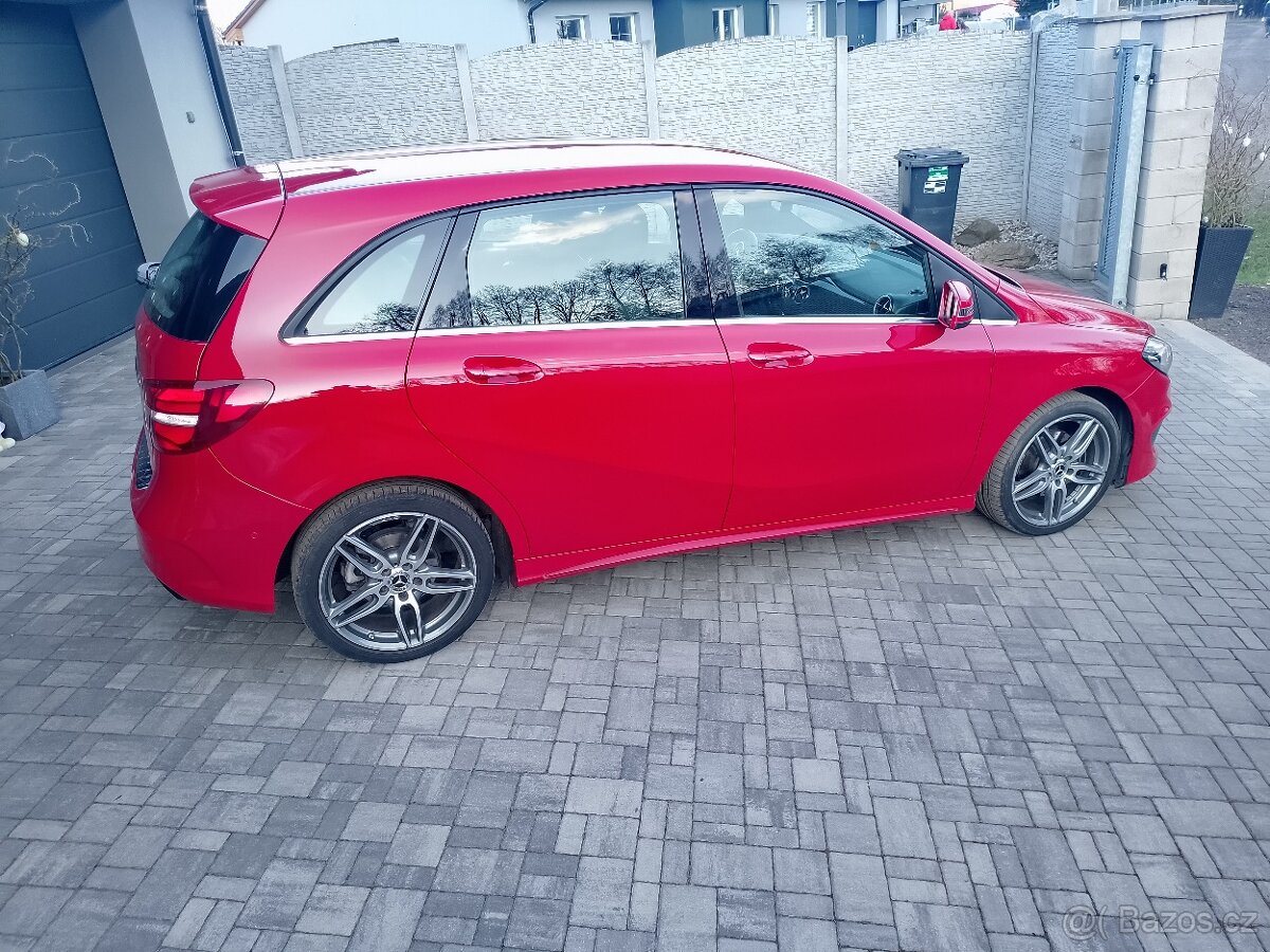 Mercedes Benz B200 AMG - 3