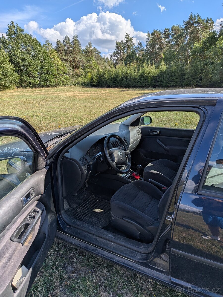 Golf 4 - 3