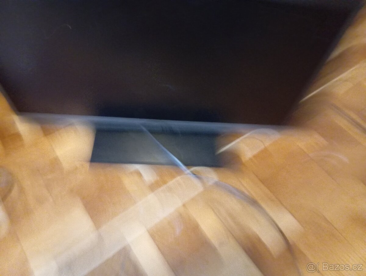 Prodám sadu monitorů - 3