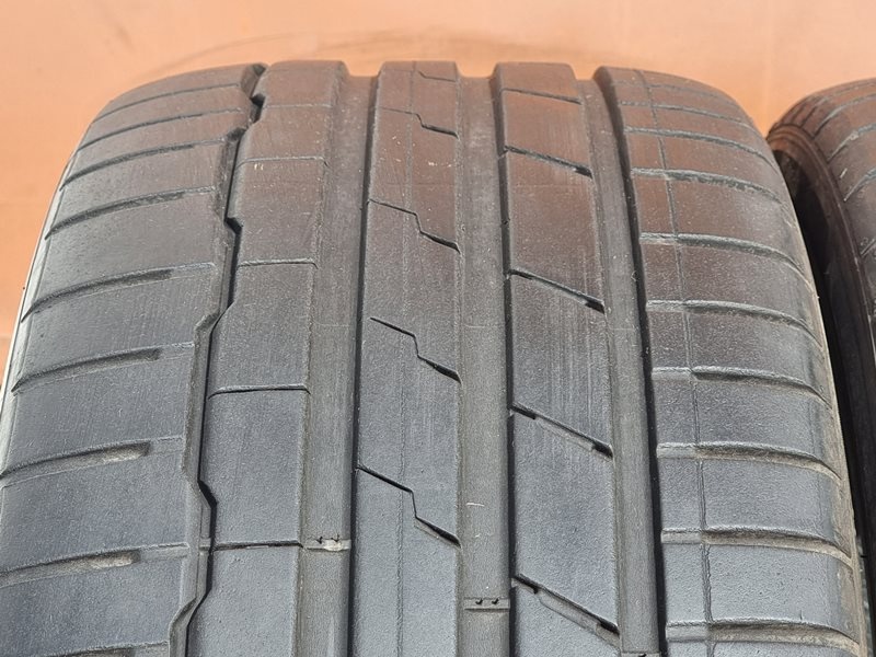 Letní Hankook 245/40/21 - 3