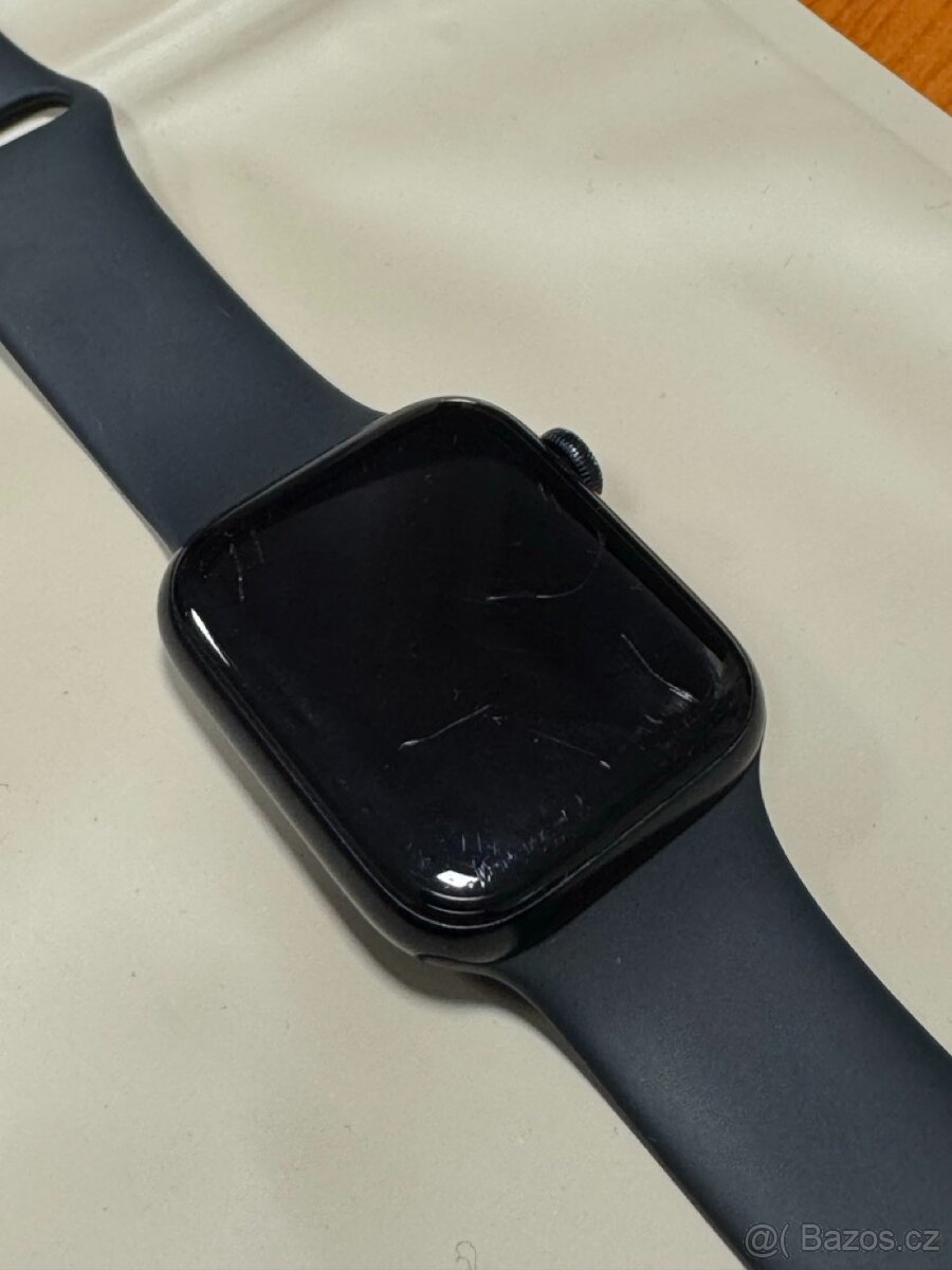 Apple Watch SE 2 (SE2) 44mm - 3