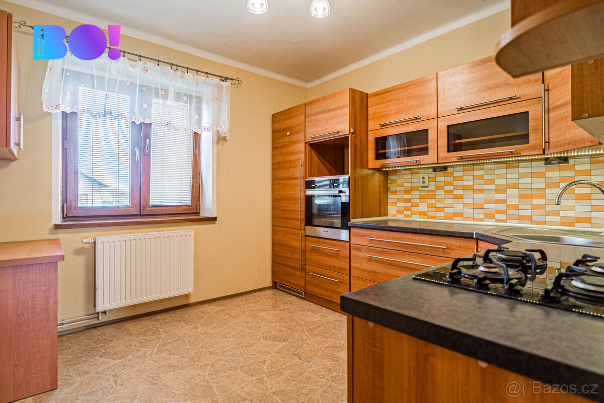 Prodej rodinného domu Ropice, zahrada 2 182 m² - 3