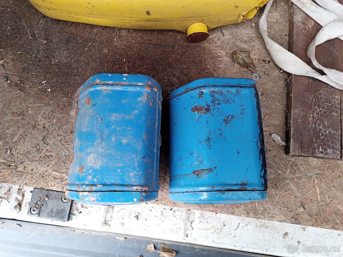 Jawa 50 pionýr Mustang typ.23 Kastlík na nářadí , box. - 3