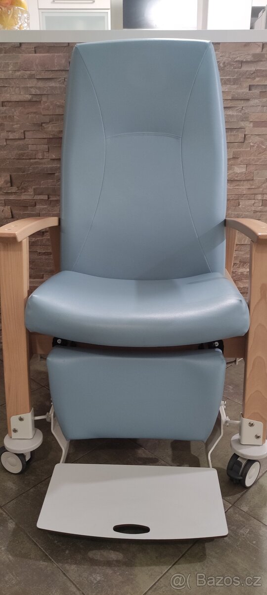 Pečovatelské polohovací křeslo - 3