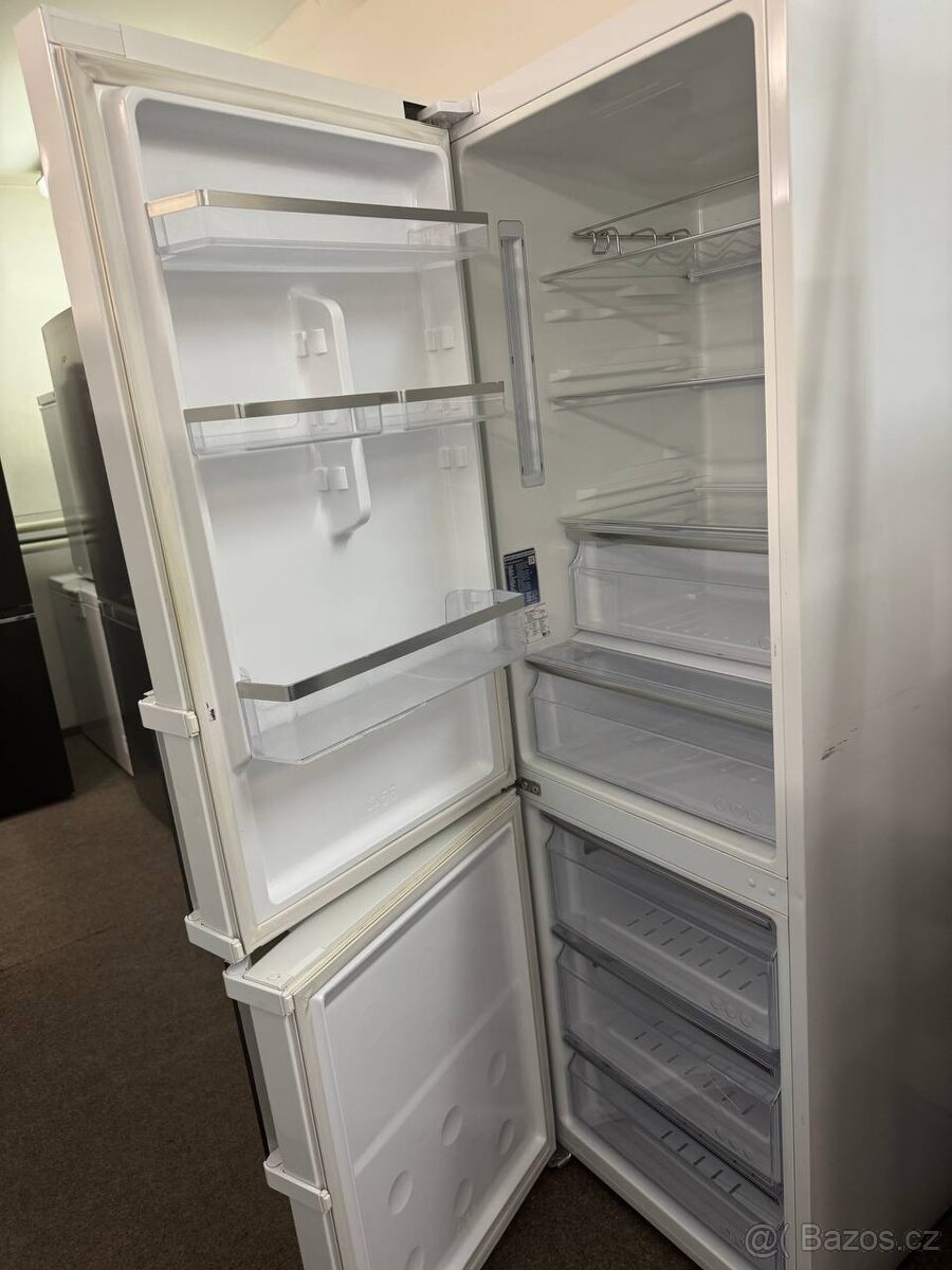 Lednička Samsung - 3