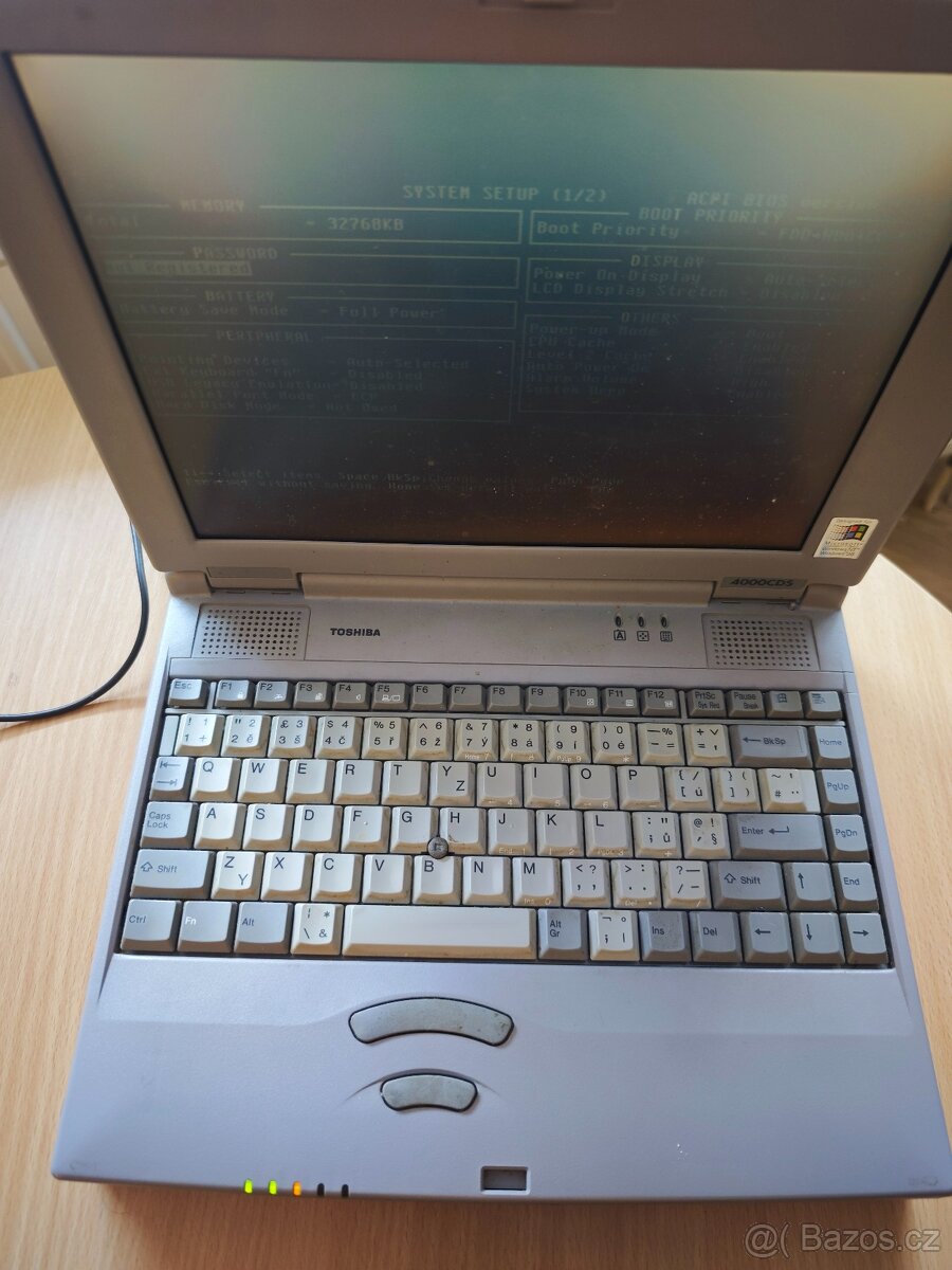 Toshiba Satellite 4000CDS - 3