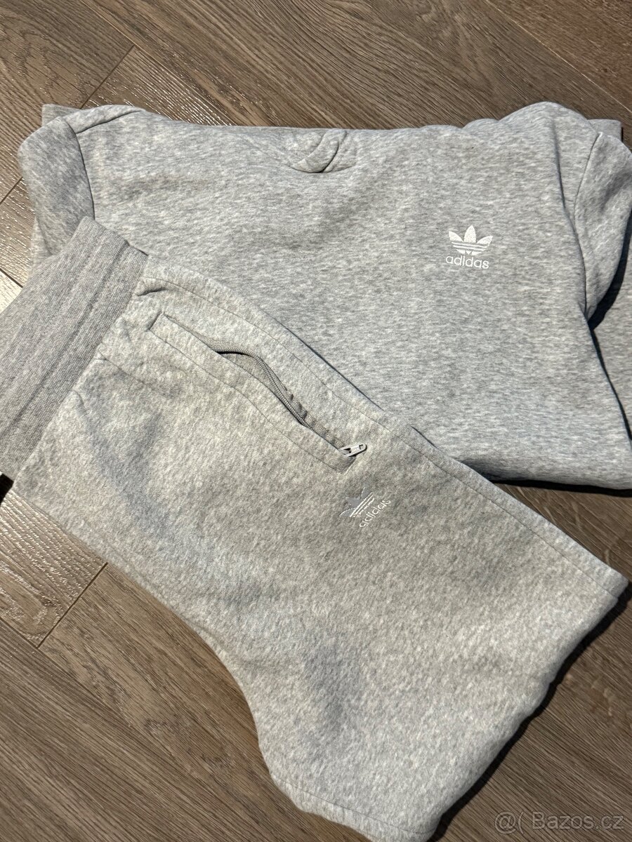 Tepláková souprava Adidas 12-13 let - 3