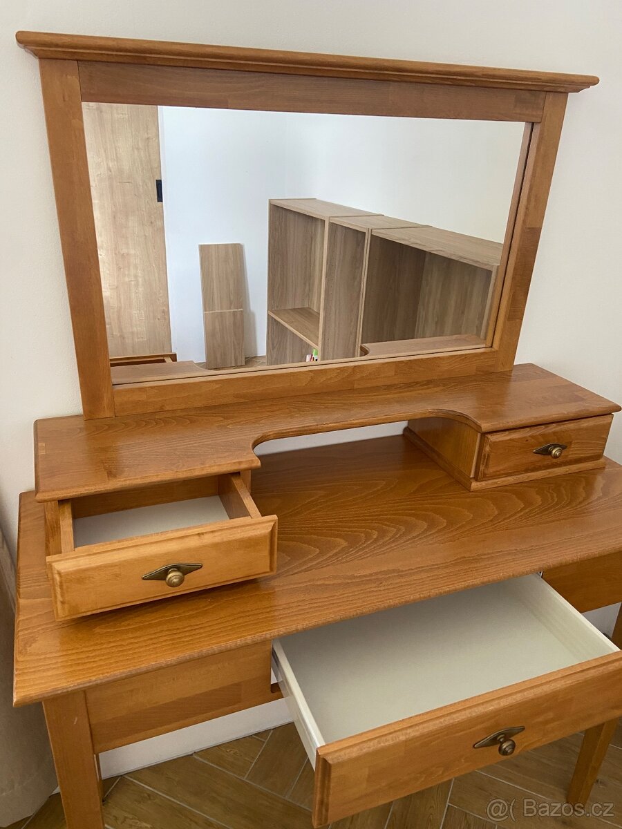 Toaletní stolek - 3
