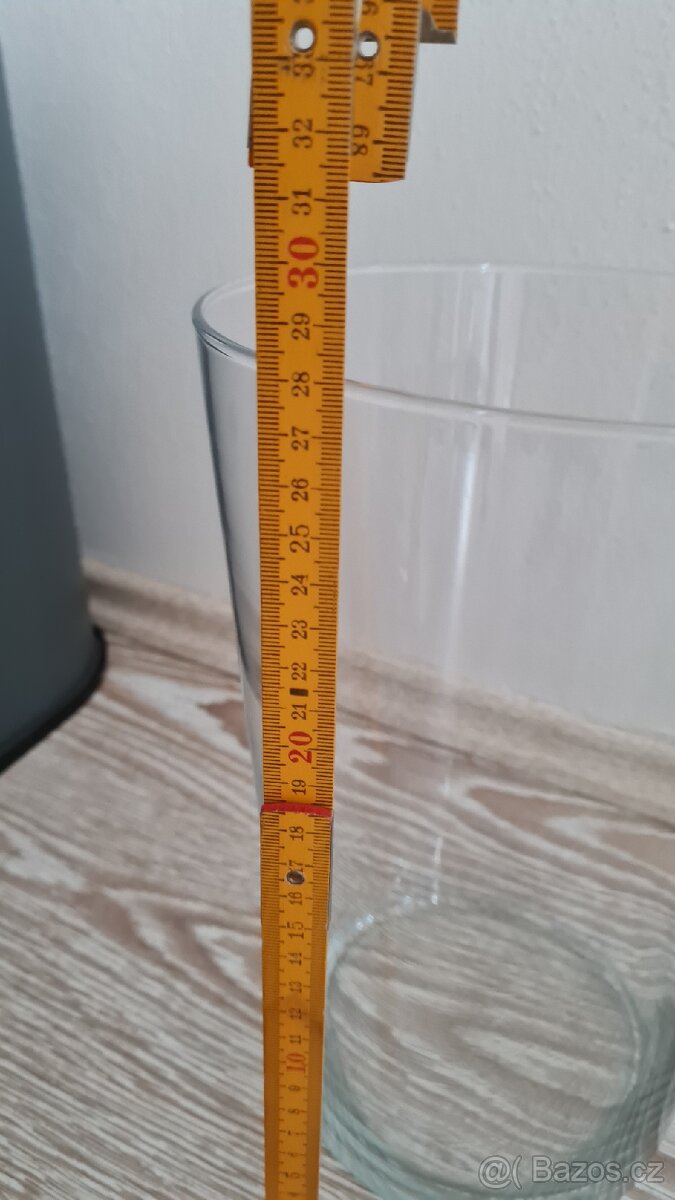 3 ks větší vázy - 3