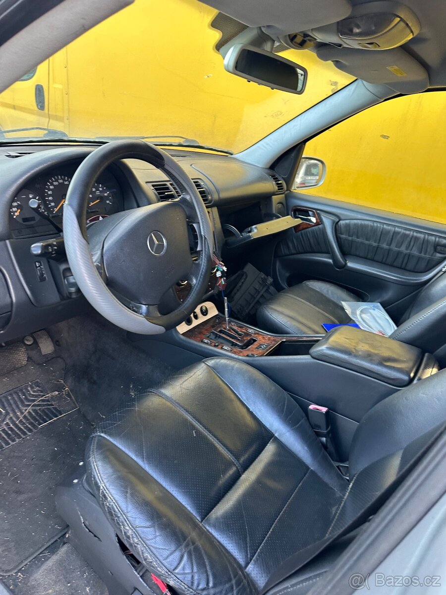 Mercedes Benz ML400 - 3