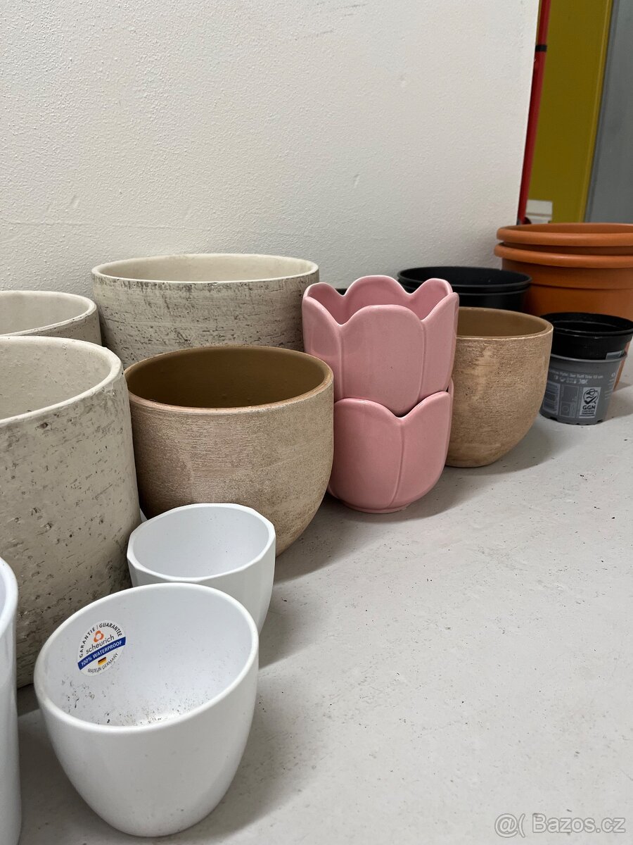 Květináče - 3