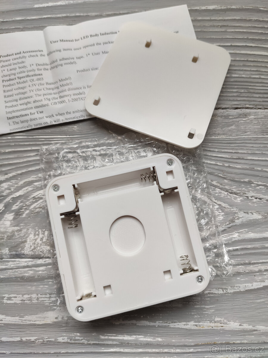 LED lampa se senzorem pohybu - 3