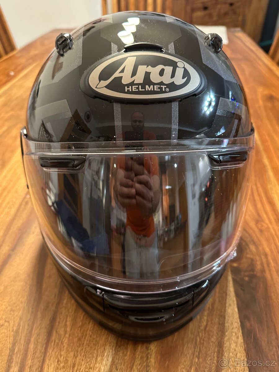 ARAI QUANTIC - 3