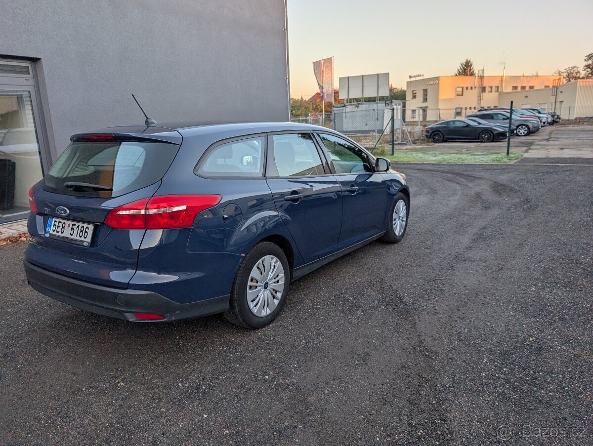 Ford Focus Kombi 1,6 CZ, DPH 2017, 218.000 km - 3