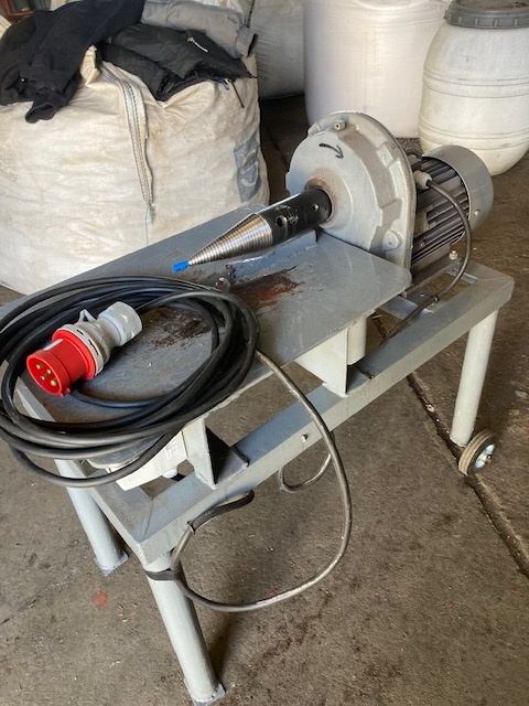 kuželová štípačka - 3