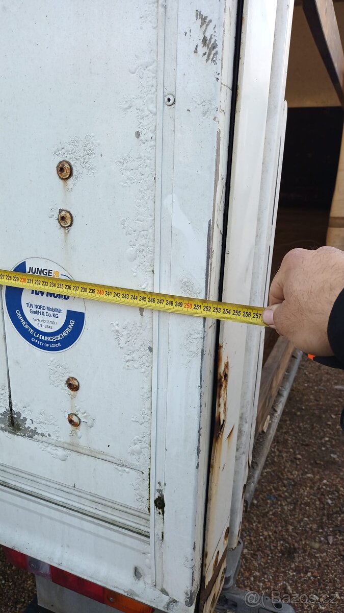 Prodám pěknou plošinu hydraulickou Dautel - 3