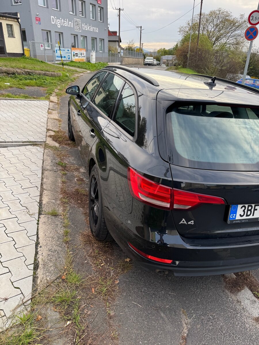 Audi a4b9 Avant - 3