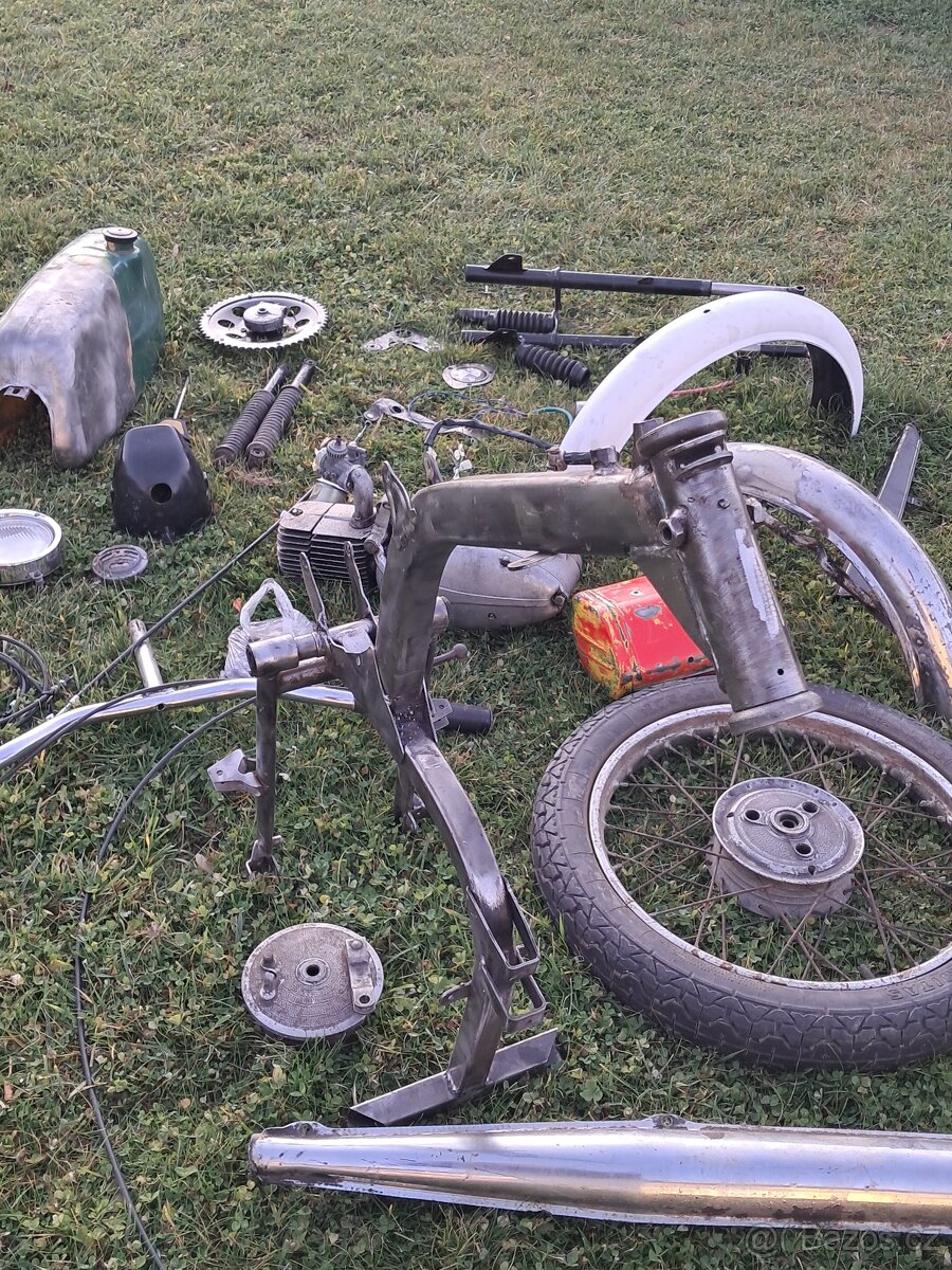 Jawa mustang 23 (pionýr) - 3