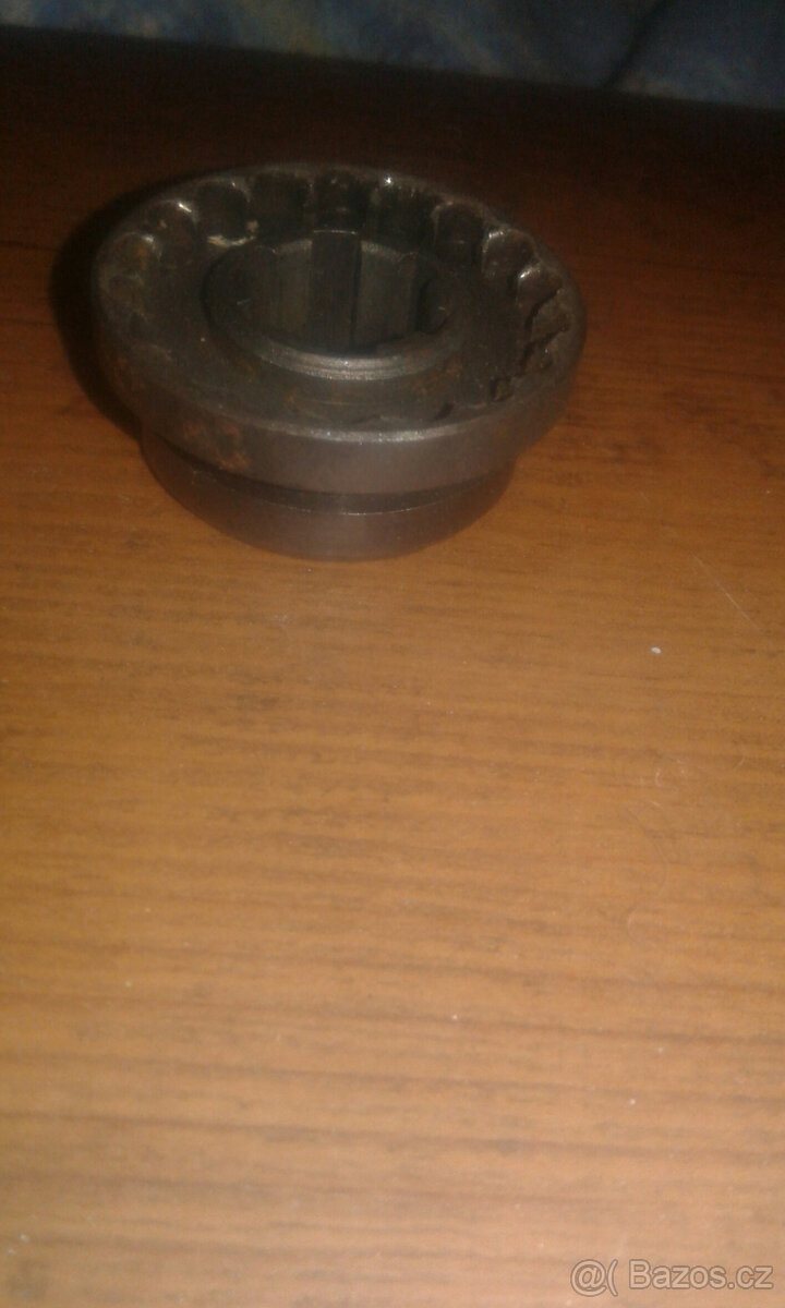 Stadion,Jawetta díly - 3