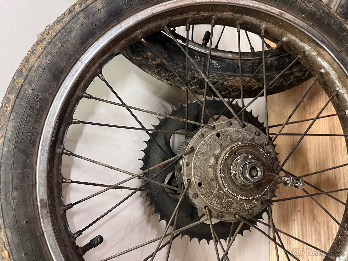 Babetta 210 kola - 3