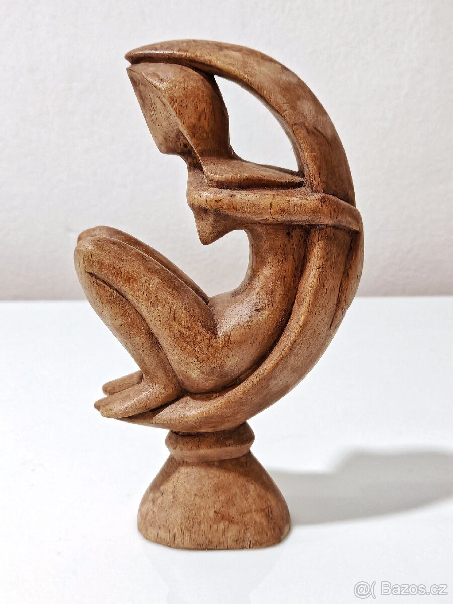 Stará dřevěná soška - 3