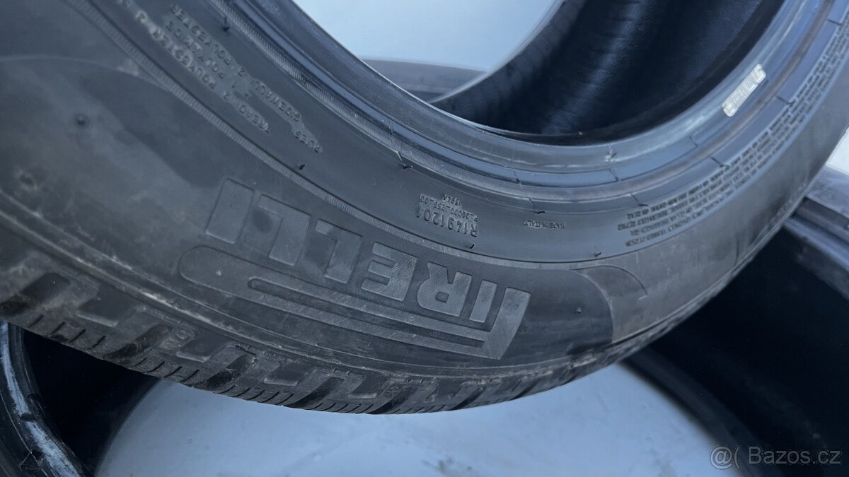 2x - zimní pneu - 235/55 R18 104H - PIRELLI - 6mm - 3