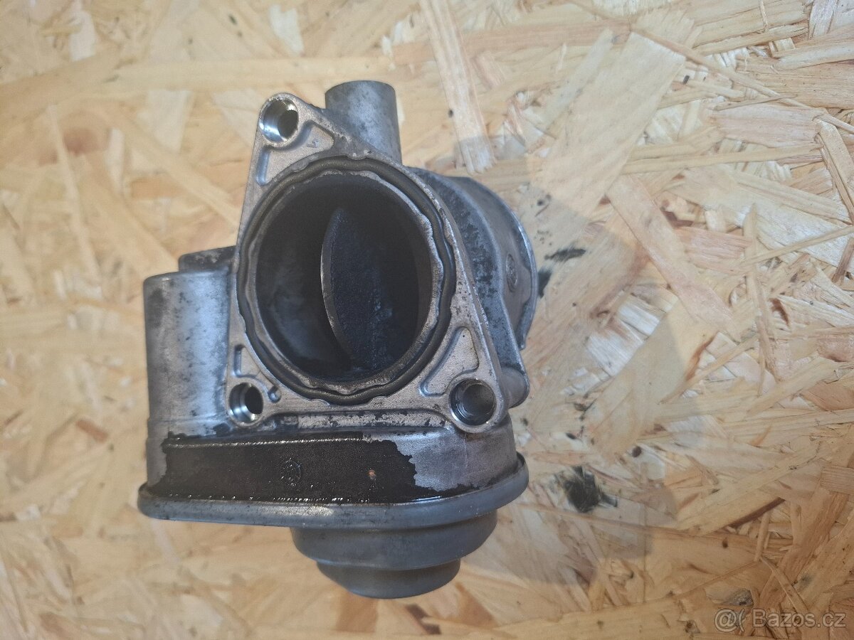 Škrtící klapka 2.0 TDI PD - 3