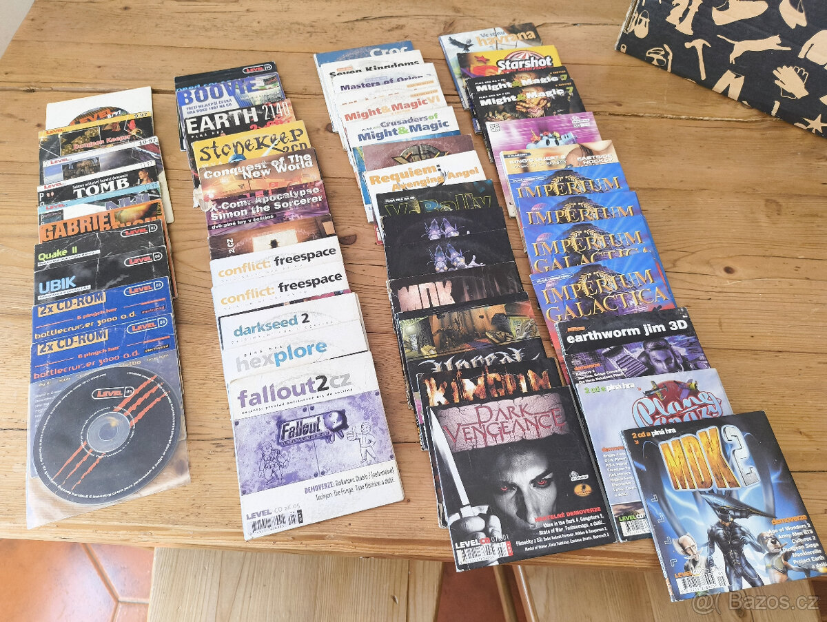 331 CD/DVD z časopisů LEVEL, SCORE, GameStar, PC GAMER - 3