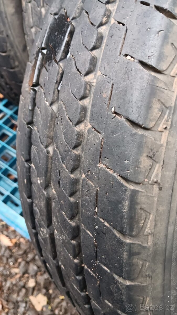 Pneu - letní 195/70/R15C - 3