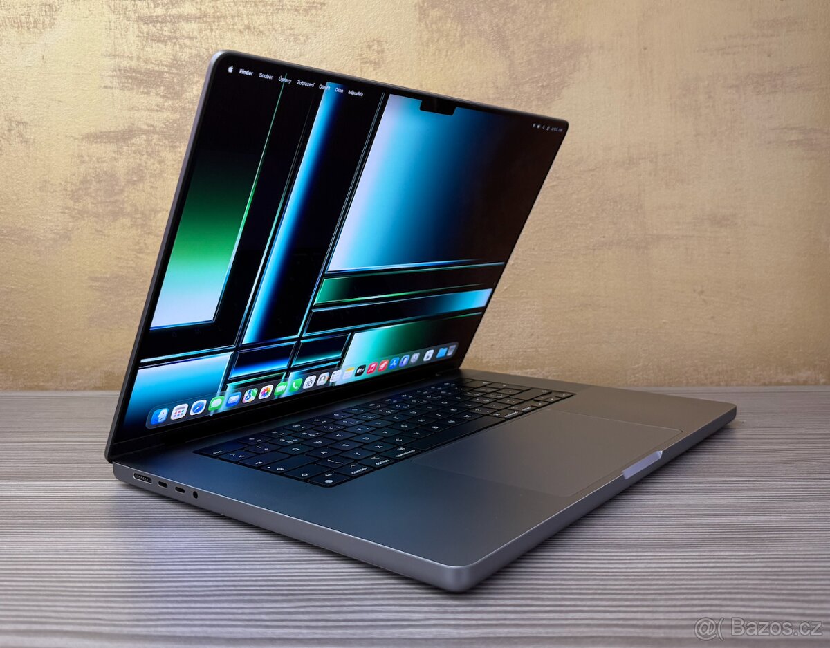 MacBook Pro 16" 2021 M1 Pro 16GB 512GB šedý - 3