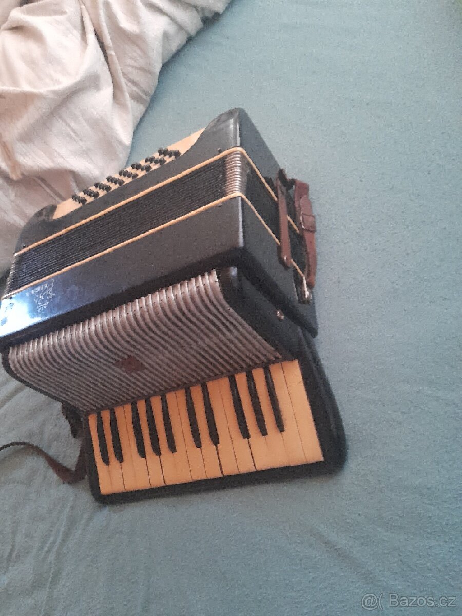 Prodám funkční harmoniku - 3