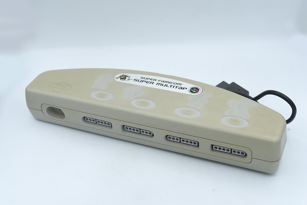 SNES/Super famicom multitap Hudson - 3