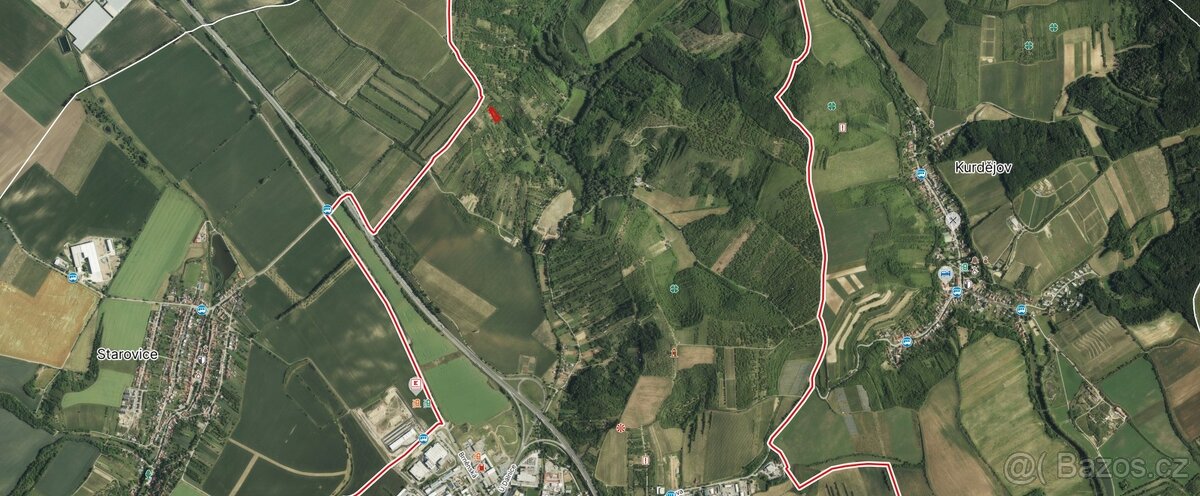 Hustopeče u Brna (1 387 m2) - 3