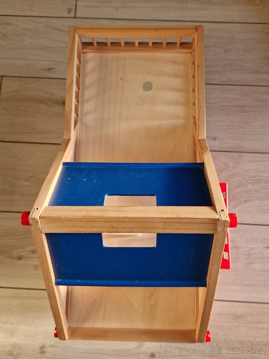 Dřevěný domeček s příslušenstvím - 3