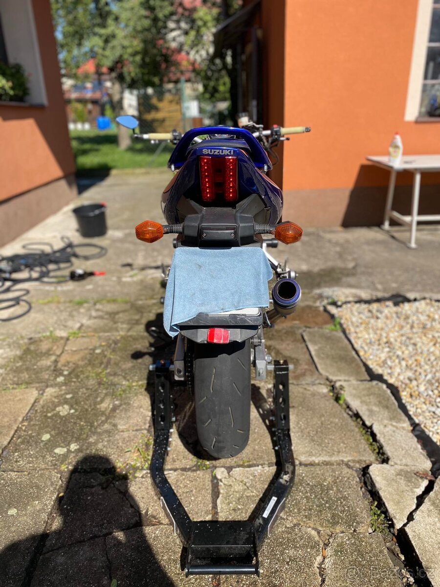 Suzuki SV 650 - r.v. 2003 - 3