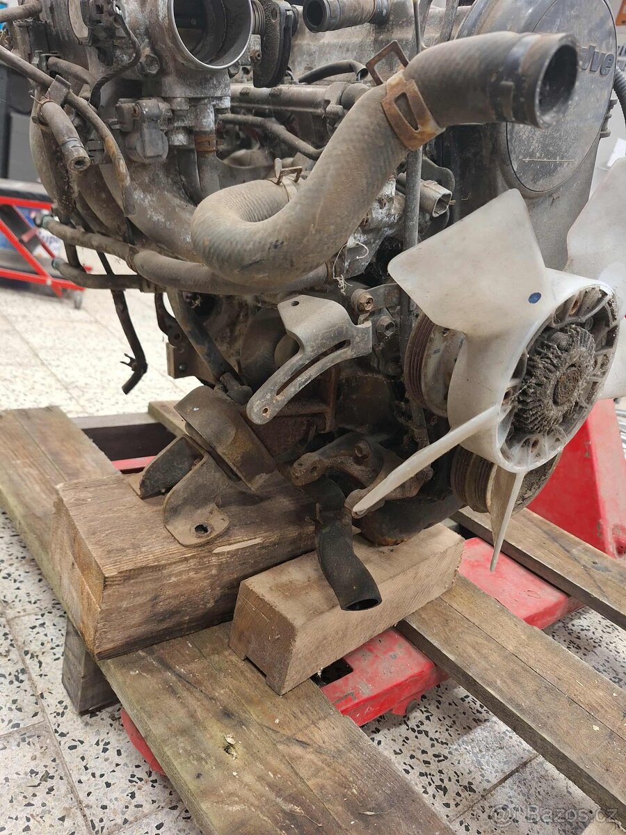 Suzuki Jimny motor 1,3 G13BB - 3