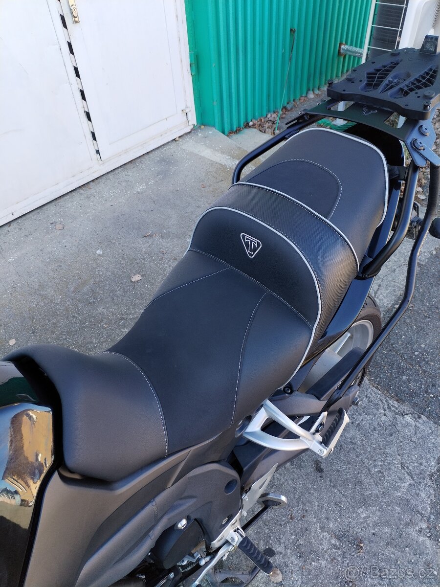 Triumph Tiger 1050 - 3